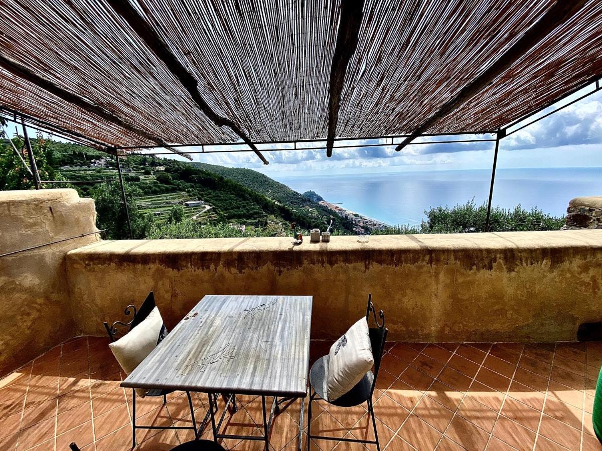 Casa Vacanze A Lea L'Ua Finale Ligure Eksteriør billede